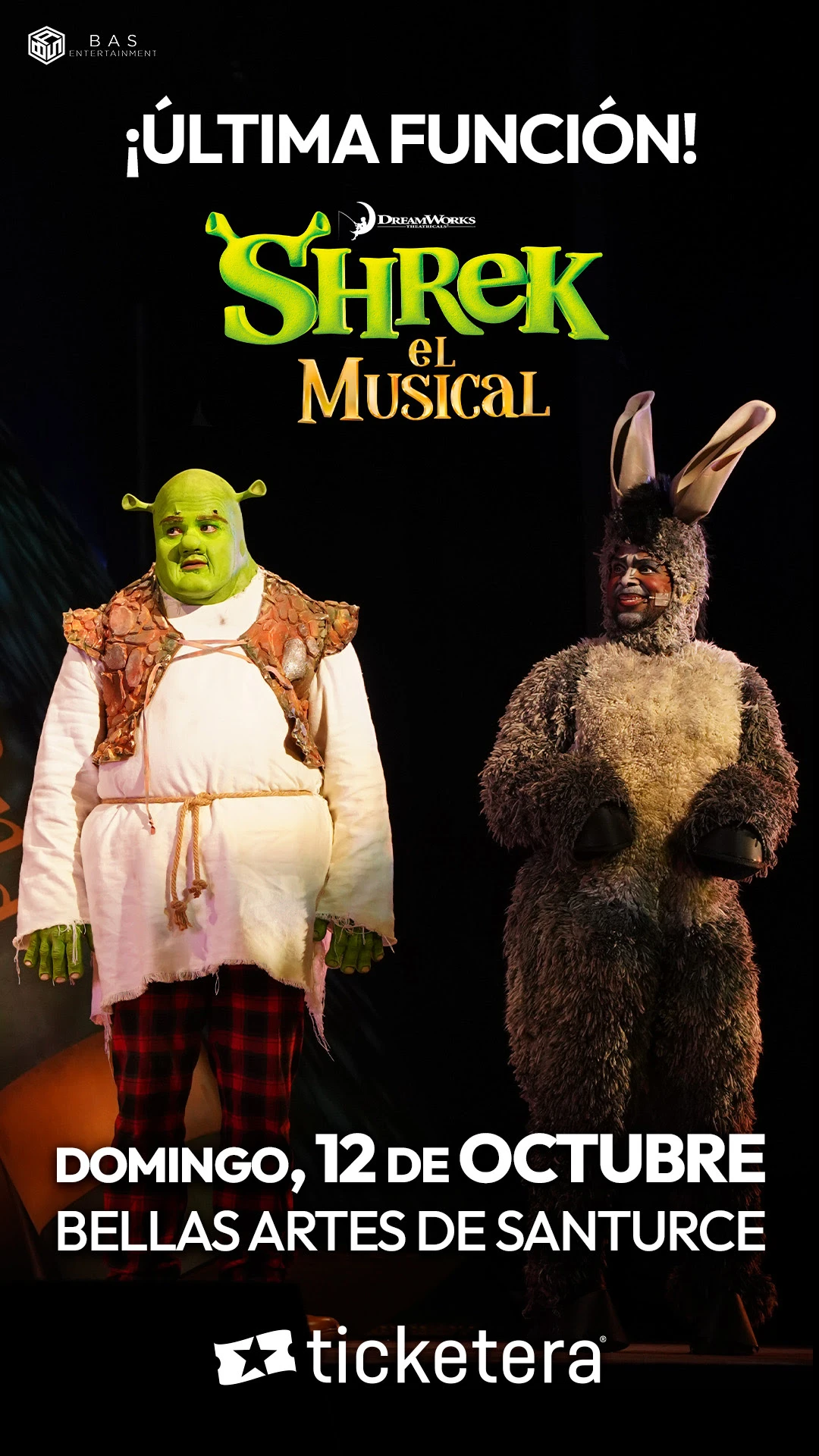 Personajes de Shrek y Burro en escena durante “Shrek El Musical”, obra producida por BAS Entertainment que culmina su temporada en el Centro de Bellas Artes de Santurce el 12 de octubre de 2025.