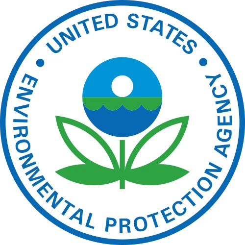 Logotipo circular de la Agencia de Protección Ambiental de Estados Unidos (EPA), con una flor azul y verde rodeada por el texto “United States Environmental Protection Agency”.